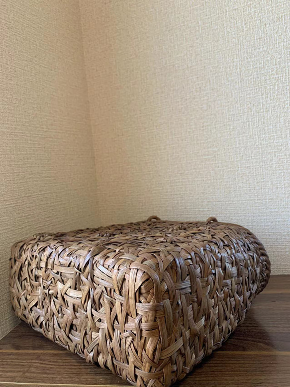 山葡萄　山葡萄かごバッグ　手作り　山葡萄籠バッグ　乱れ編み、花編み　内布あり 