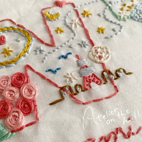 刺繍ウェルカムボード 結婚祝い 綿婚式 結婚2周年ギフトに♡「ふたりのストーリーイニシャル」 5枚目の画像