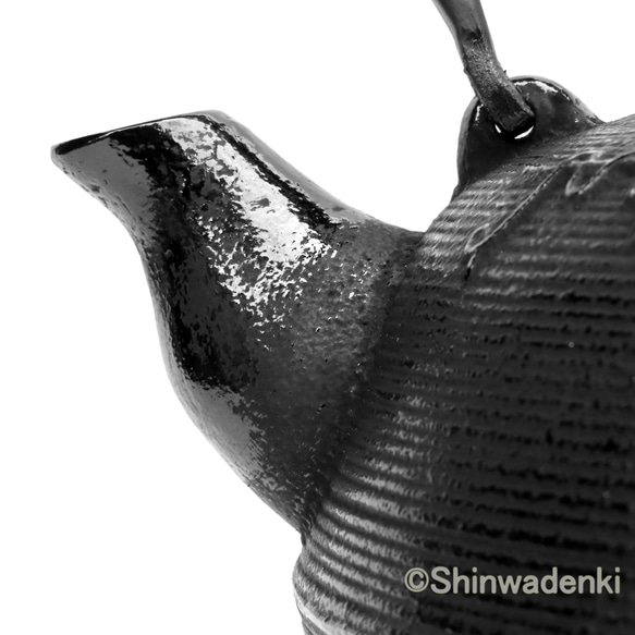 及春 南部寶星堂 南部鐵器 鐵瓶 鐵壺 葡萄2L 日本製造 IH對應 第13張的照片