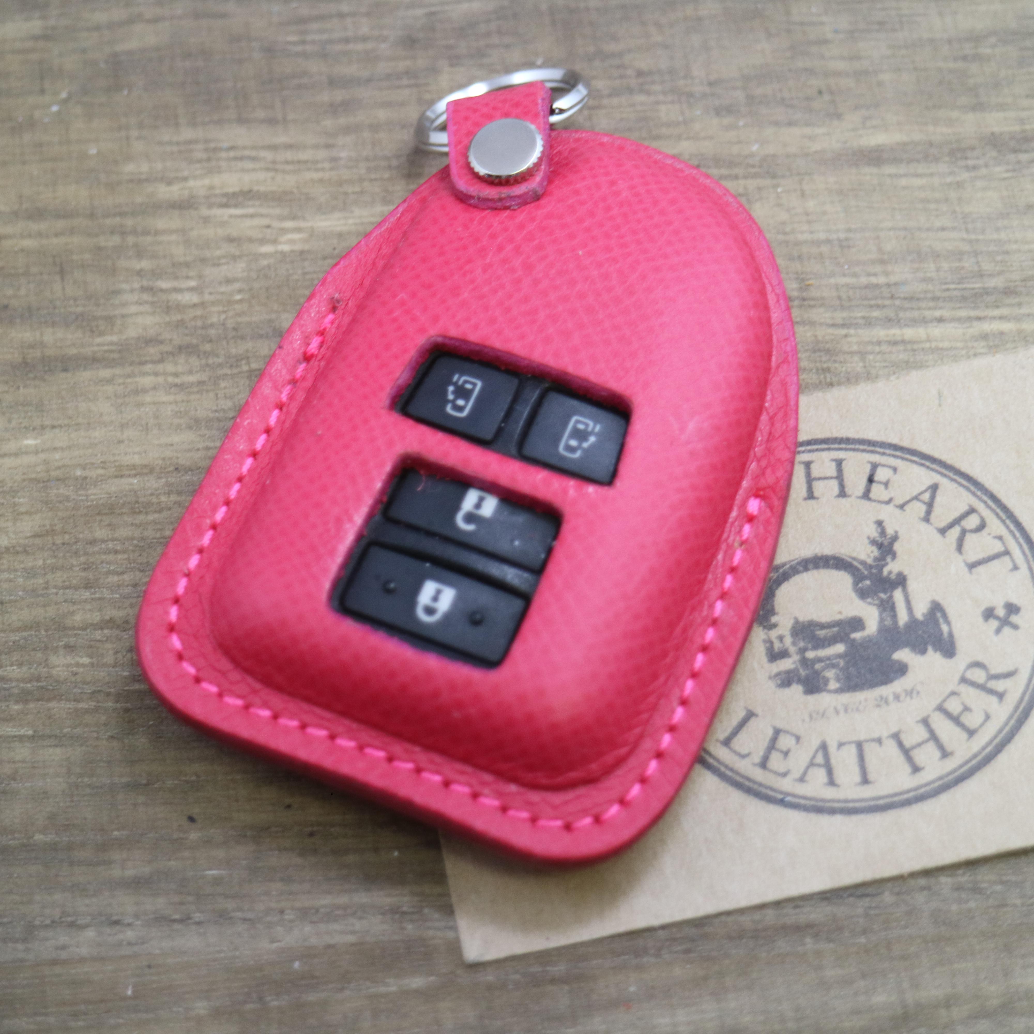 名入れ 無料 スマートキーケース　トヨタ　本革    ハイエース ポルテ等  高級皮革ヴォーエプソン【レザーキースーツ】