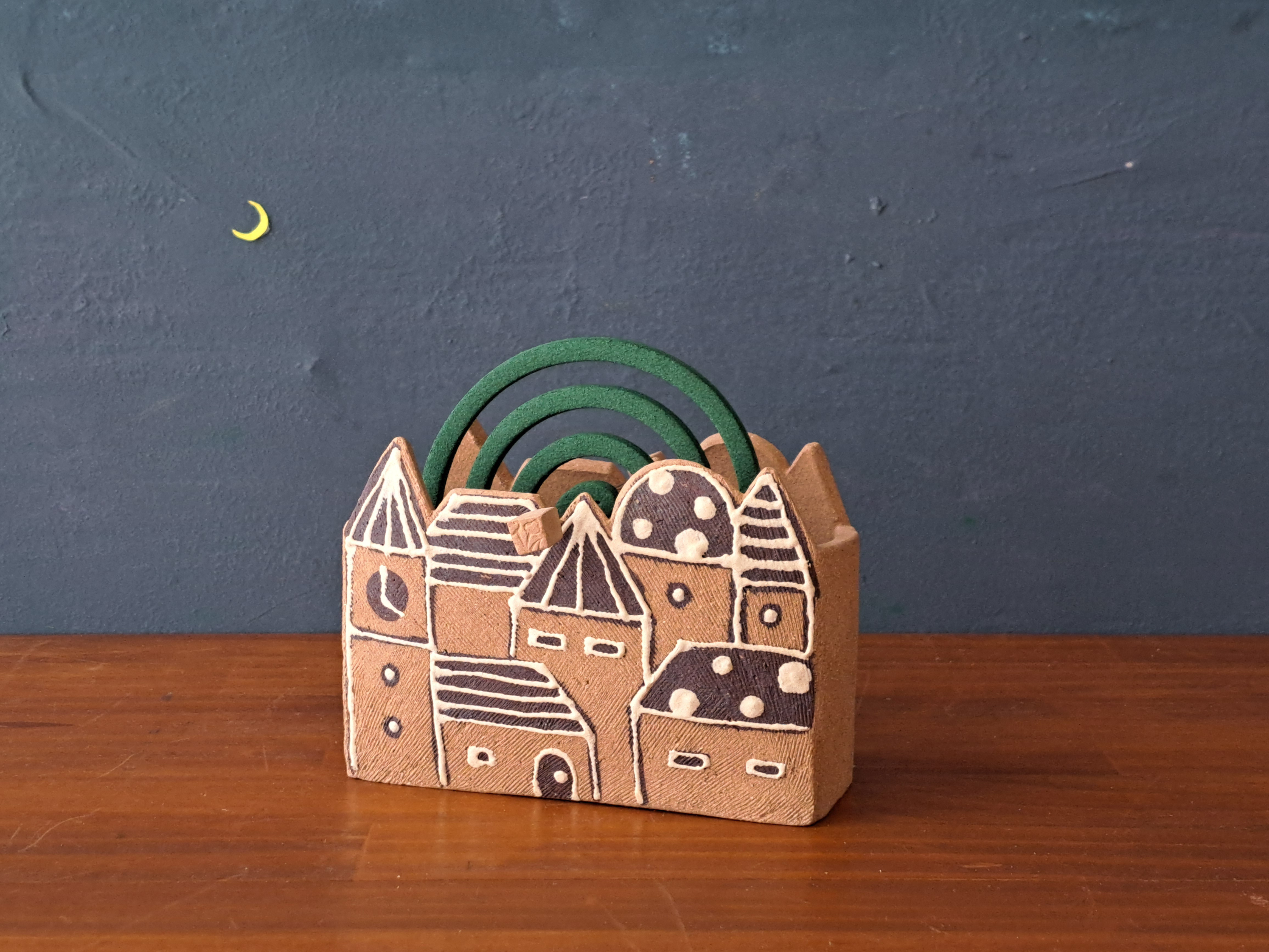 夕暮れの街並みと観覧車　蚊遣り 蚊取り線香ホルダー