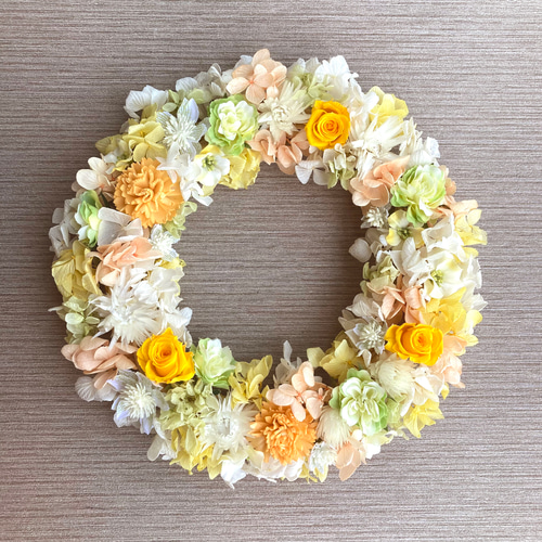 母の日・フラワーギフト】豪華プリザーブドのこんもりリースL ー