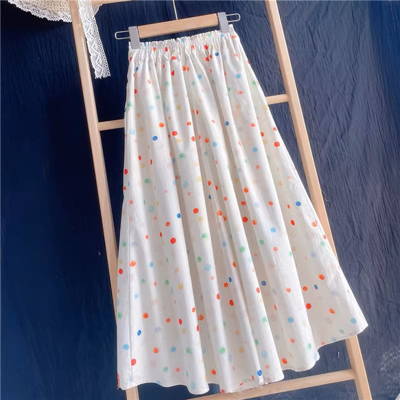 [500円割引]美しい柄 虹色水玉　ポケット付き　綿麻スカート　ギャザー ロングスカート 1枚目の画像