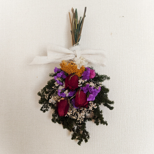 ドライフラワースワッグ〜*ローズ＆ヒムロスギ*～ ドライフラワー *は