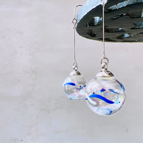 ジャンボ18mm玉》ヨーヨー水風船ピアス /イヤリング 《ブルー×ロジウム