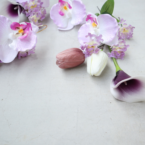 チューリップや胡蝶蘭と大人色のカラーリリィブーケ♡ウェディング