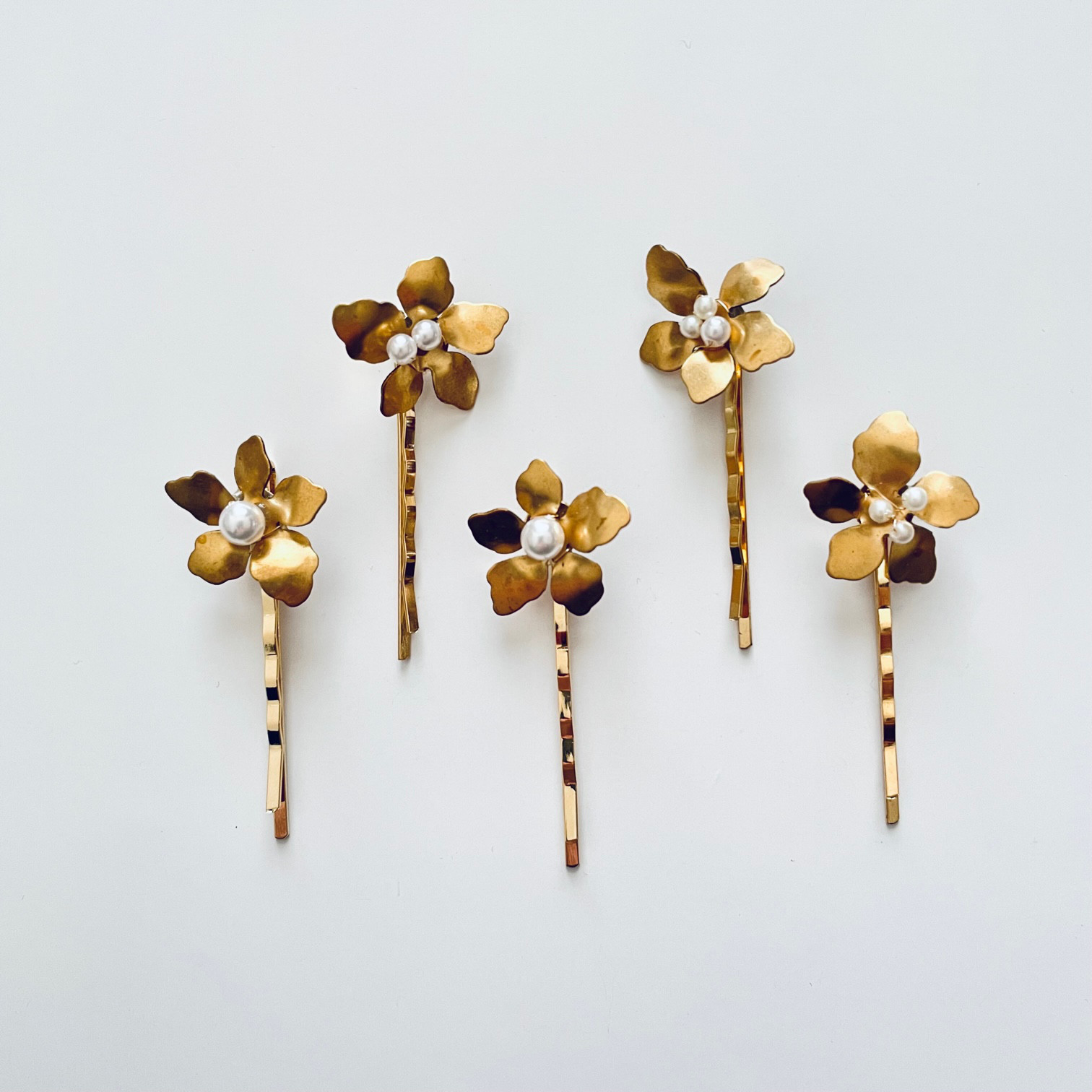 真鍮フラワーとパール ヘアピン5本セット