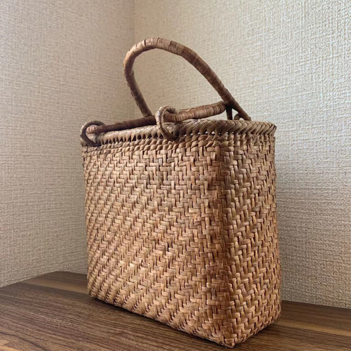 山葡萄 山葡萄かごバッグ 手作り 網代編み 山葡萄籠バッグ 細ヒゴ 内布