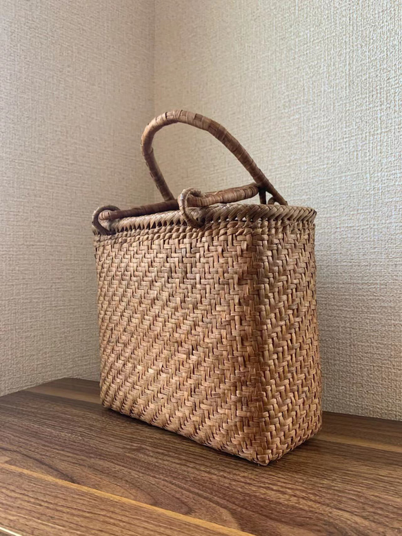 野葡萄 野葡萄籃子包 手工柳條編織 野葡萄籃子包 薄款higo 內布可用 第3張的照片
