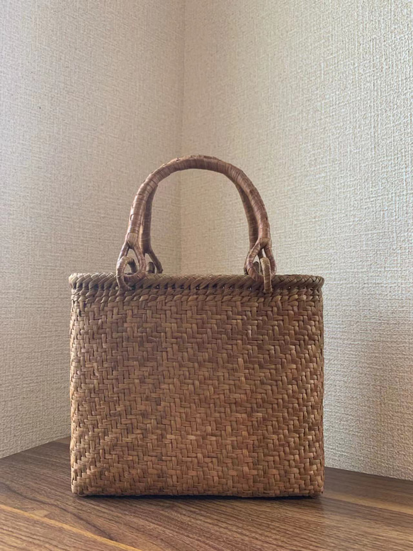 山葡萄 山葡萄かごバッグ 手作り 網代編み 山葡萄籠バッグ 細ヒゴ 内布