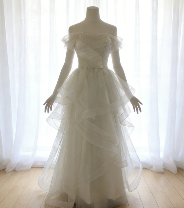 ウエディングドレス ソフトチュール プリンセスライン 花嫁　オフショルダー ハンドメイド 結婚式/前撮り/二次会