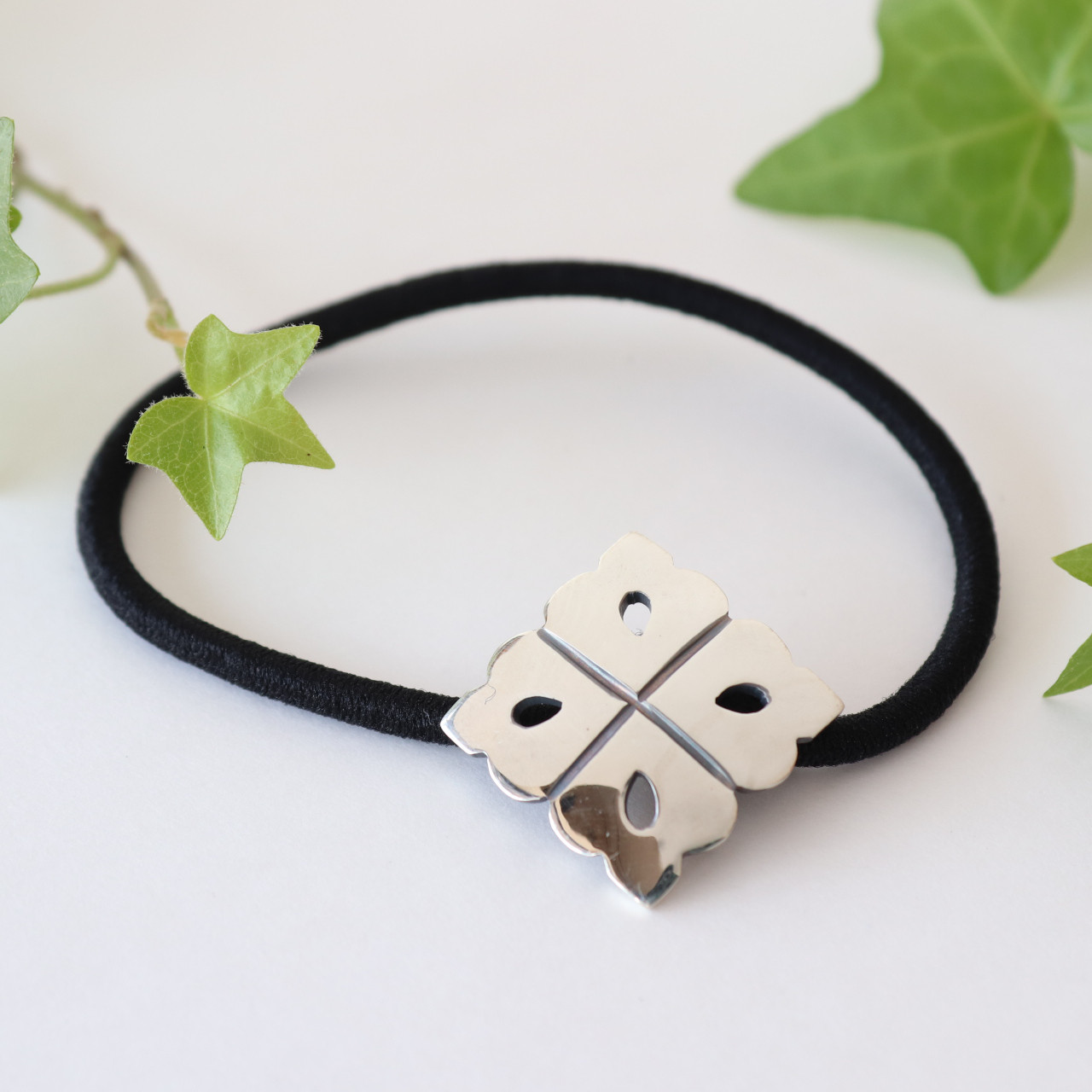 シルバー925 ヘアアクセ コンチョ「四つ目形花角」