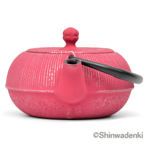 お取り寄せ】南部鉄器 ティーポット 急須 平丸千筋 0.3L 銀/ピンク