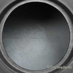 南部鉄器 鉄瓶 刷毛目（黒仕上げ）1.3L 内面素焼き・酸化被膜仕上 日本製 ガス・IH対応 7枚目の画像