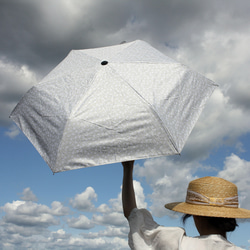 UV防紫外線折疊傘吹花，防紫外線99.9%，163403，防曬防雨，竹柄 第1張的照片