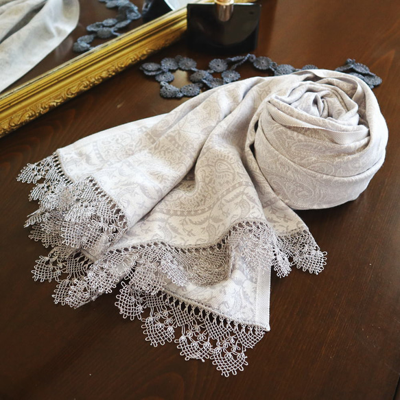 [Made to order] OYA Needlelace shawl [ATES] Pale Gray 第1張的照片