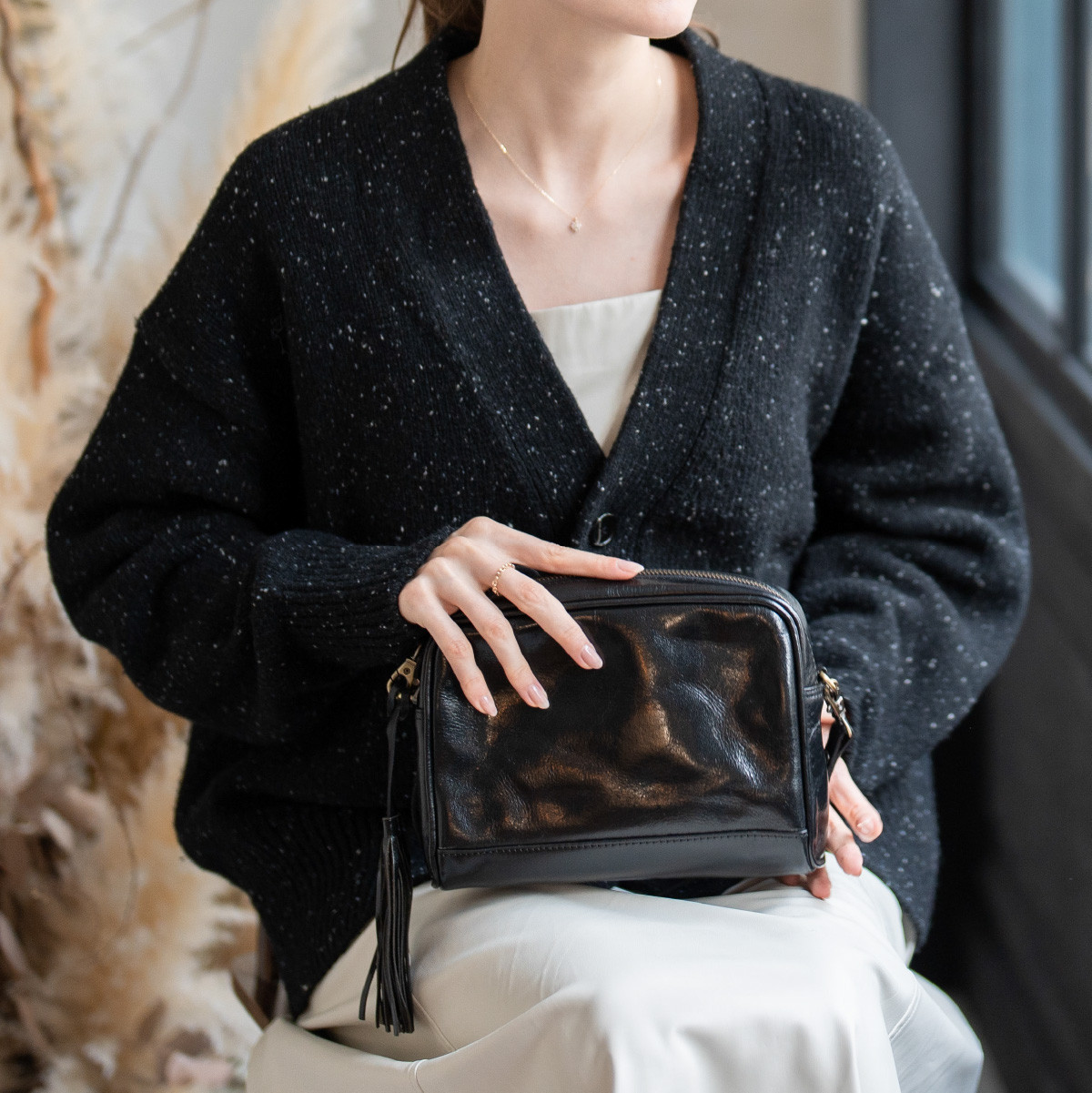 在庫限りのビッグセール】ショルダーバッグ 本革 レザー バッグ 防水