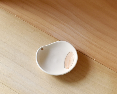 再販）豆皿 犬 薬味皿・豆皿 陶 華工房 通販 10110898｜Creema(クリーマ)