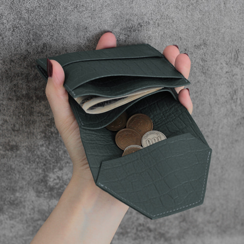 chi.wata】 small wallet(シルバー)コンパクト財布折り財布