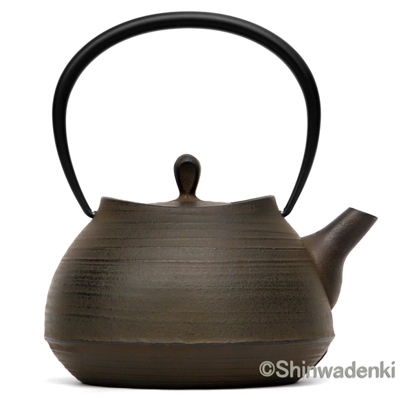 南部鉄器 鉄瓶 刷毛目（さび茶仕上げ）1L 内面素焼き・酸化被膜仕上