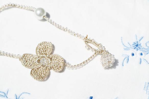 ▢ 十字珍珠 ▢ 蕾絲和珍珠項鍊 [米色] 第3張的照片