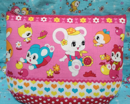 ハニーチューン♥レトロアニマル ファスナーポーチ 昭和レトロ ララ