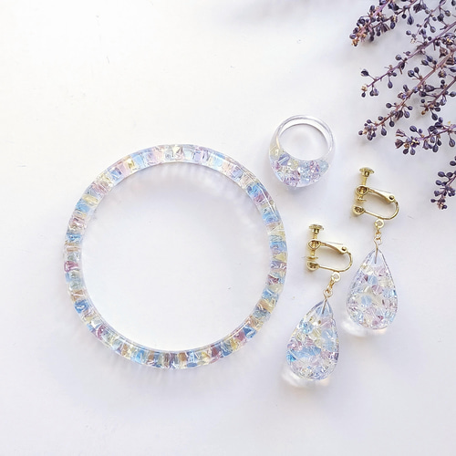 青い鳥の涙 ティアドロップバングル〜 タンザナイト クリア バングル