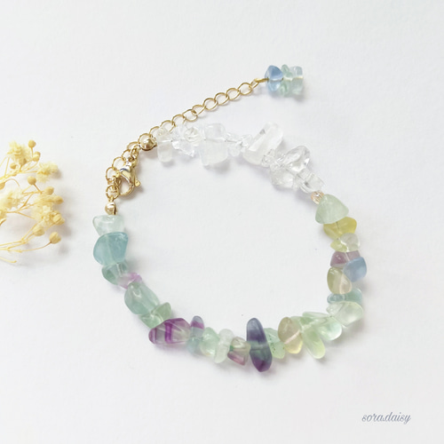 フローライト・水晶の華奢なチェーンブレスレット 天然石 さざれ石