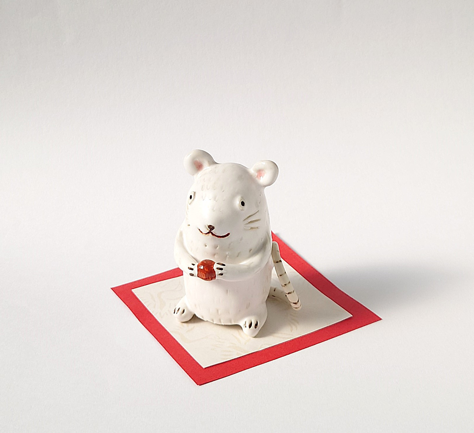 ハンギョドン　福をまねくよマスコット　ネズミ　干支　ねずみ年　陶器 置物 サンリオハンギョドン 福をまねくよマスコット ネズミ - メルカリ