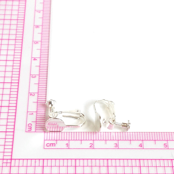 【10個】 8mm皿  ネジバネ式イヤリングパーツ  ホワイトシルバー 2枚目の画像