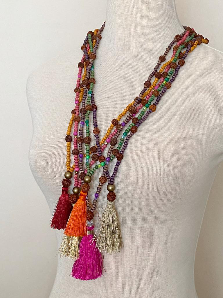 ルドラクシャとウッドビーズのマーラー ネックレス・ペンダント