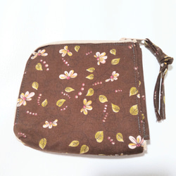 小さな草花柄のL字ファスナー財布（ブラウン） 3枚目の画像