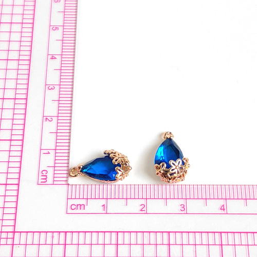 ハンドメイドチャーム4個フラワードロップブルー