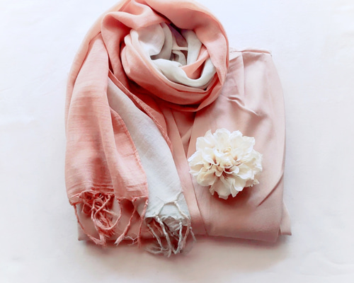 【新品】武州草木染シルク混手染め手紡ぎ段染めのれん85×150cm よもぎ 新品】武州草木染シルク混手染め手紡ぎ段染めのれん85×150cm