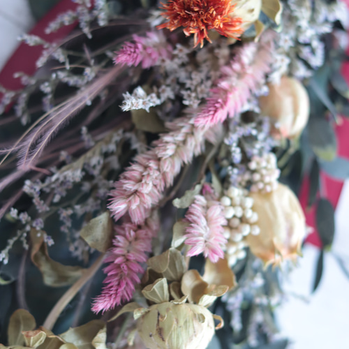 キャンドルケイトウ＆紅花のユーカリスワッグ＊プリザーブドフラワー