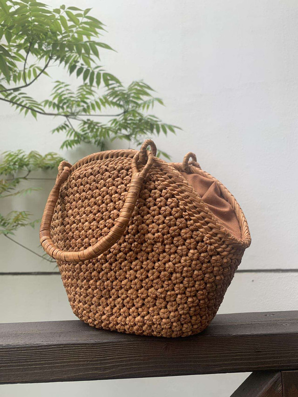 山葡萄　山葡萄籠バッグ　手作り　山葡萄かごバッグ　内布付き、小粒花編み 