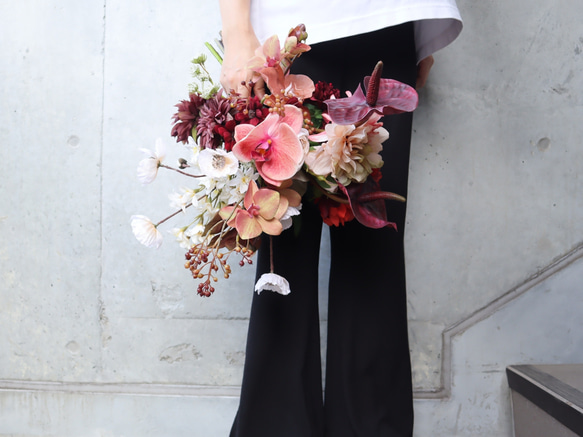 人気デザイン】大人花嫁のピンク＆バーガンディワインレッドのアーティ