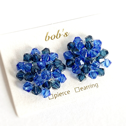 スワロフスキークリスタルフラワー手編みpierce/earring*バイカラー 