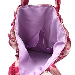 フリルバッグA4サイズ　正絹　 銘仙バラ柄（ピンク系・藤色） 3枚目の画像