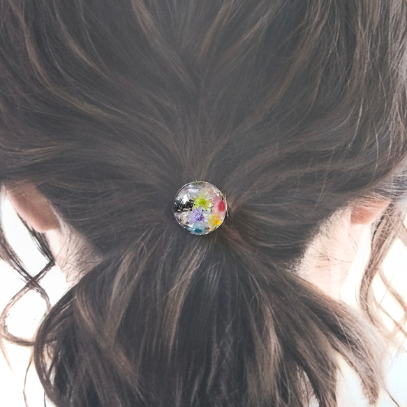 【人気No.2】《琉球ガラス入り》カラフルなお花畑♪ヘアゴムmarry.c's handmadeaccessory 2枚目の画像