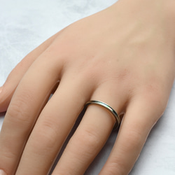 レインボーブラックシェルリング   肌に安心 アレルギーフリーなサージカルステンレス 刻印 名入れ ご褒美 8枚目の画像