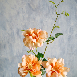 【ふんわりオレンジローズ3輪咲】｜アーティフィシャルフラワー 花瓶アレンジ| 夏｜ギフト・インテリア雑貨 4枚目の画像