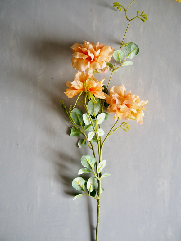 【ふんわりオレンジローズ3輪咲】｜アーティフィシャルフラワー 花瓶アレンジ| 夏｜ギフト・インテリア雑貨 11枚目の画像