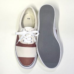 古銅色 x 白色粗邊框和粗條紋甲板鞋（22.0 公分 - 29.0 公分）防水版本。 第6張的照片
