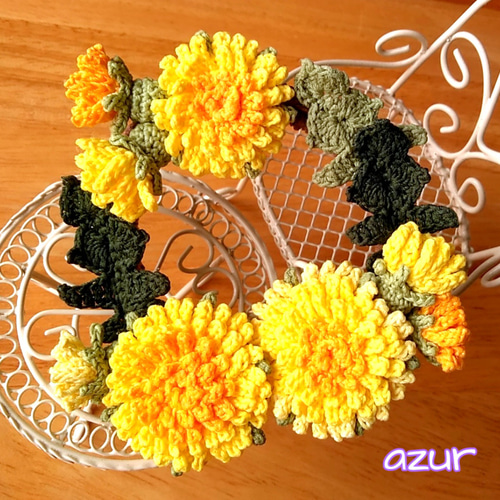 たんぽぽのリースコサージュ コサージュ azur 通販｜Creema 