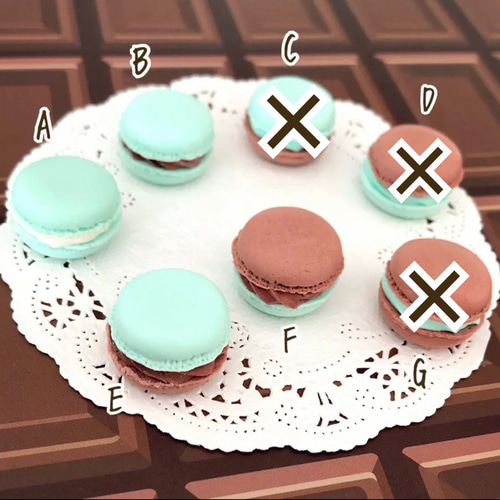 チョコミントマカロン❤︎イヤリング/ピアス両耳 イヤリング