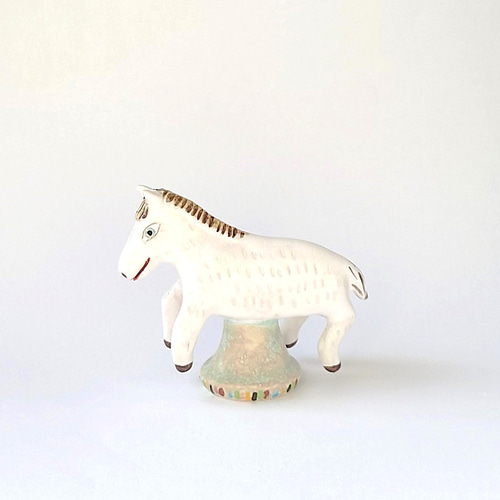 ノーブルな雰囲気の白馬さん（午） 干支ミニ置物 陶器 その他置物 raku