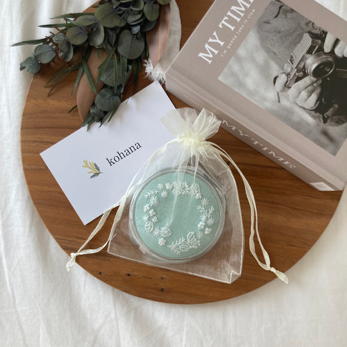 tanakadaisuke White horse compact mirror (silver)