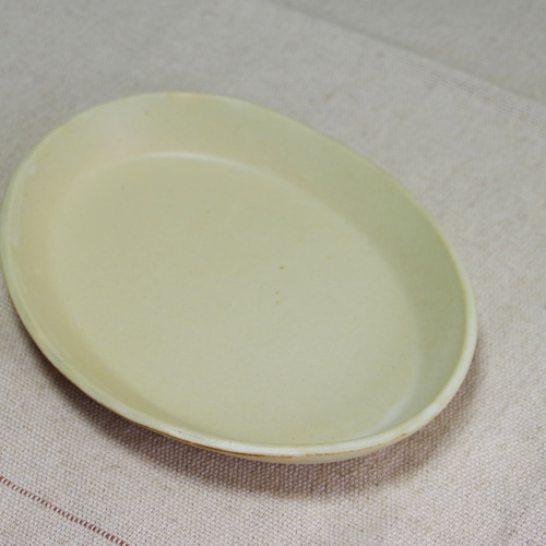 アナログスケール クリーム色 大皿付き クリーム色の楕円皿 22.5×17.0×H2.8 長皿 詩季工房 通販 10212812