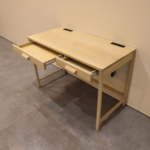 ハンドメイド　無垢デスク 机　引き出し付き(送料込み) ハンドメイド　無垢デスク 机　引き出し付き(送料込み)